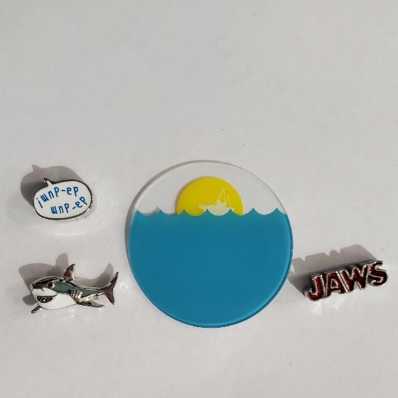 *SOLD* Origami Owl Limited Edition JAWS Living Locket - Picture 5 of 6